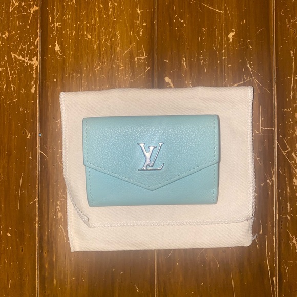 Louis Vuitton Lockmini wallet (Menthe) - Picture 2 of 8